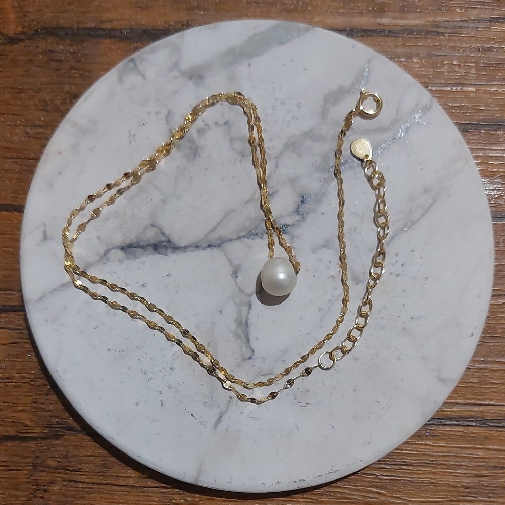 Tarnish Resistant Gold Chain Pearl Pendant